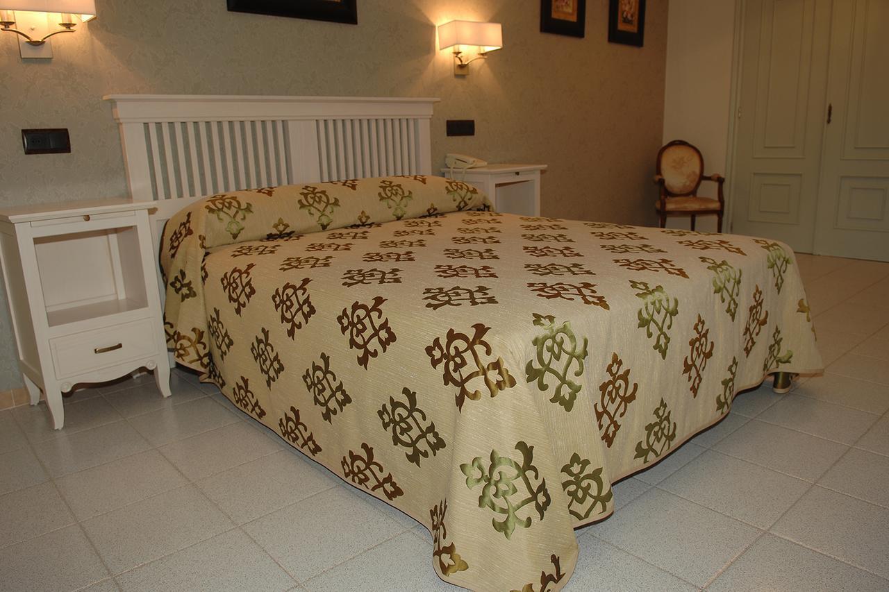 Hosteleria La Palmera De Miajadas Sl Luaran gambar